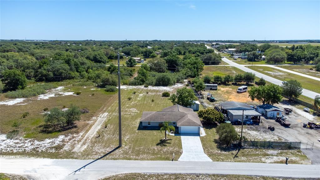 52 North York Road Avon Park, FL 33825 - Photo 33 of 44