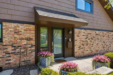 $719,000 | 17870 Tioga Trail, Minnetonka, MN 55391