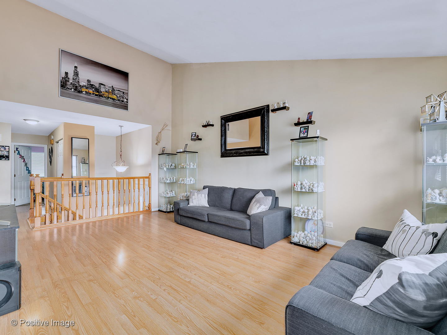 773 High Ridge Road Roselle, IL 60172 - Photo 3 of 18 a living room with furniture and a wooden floor