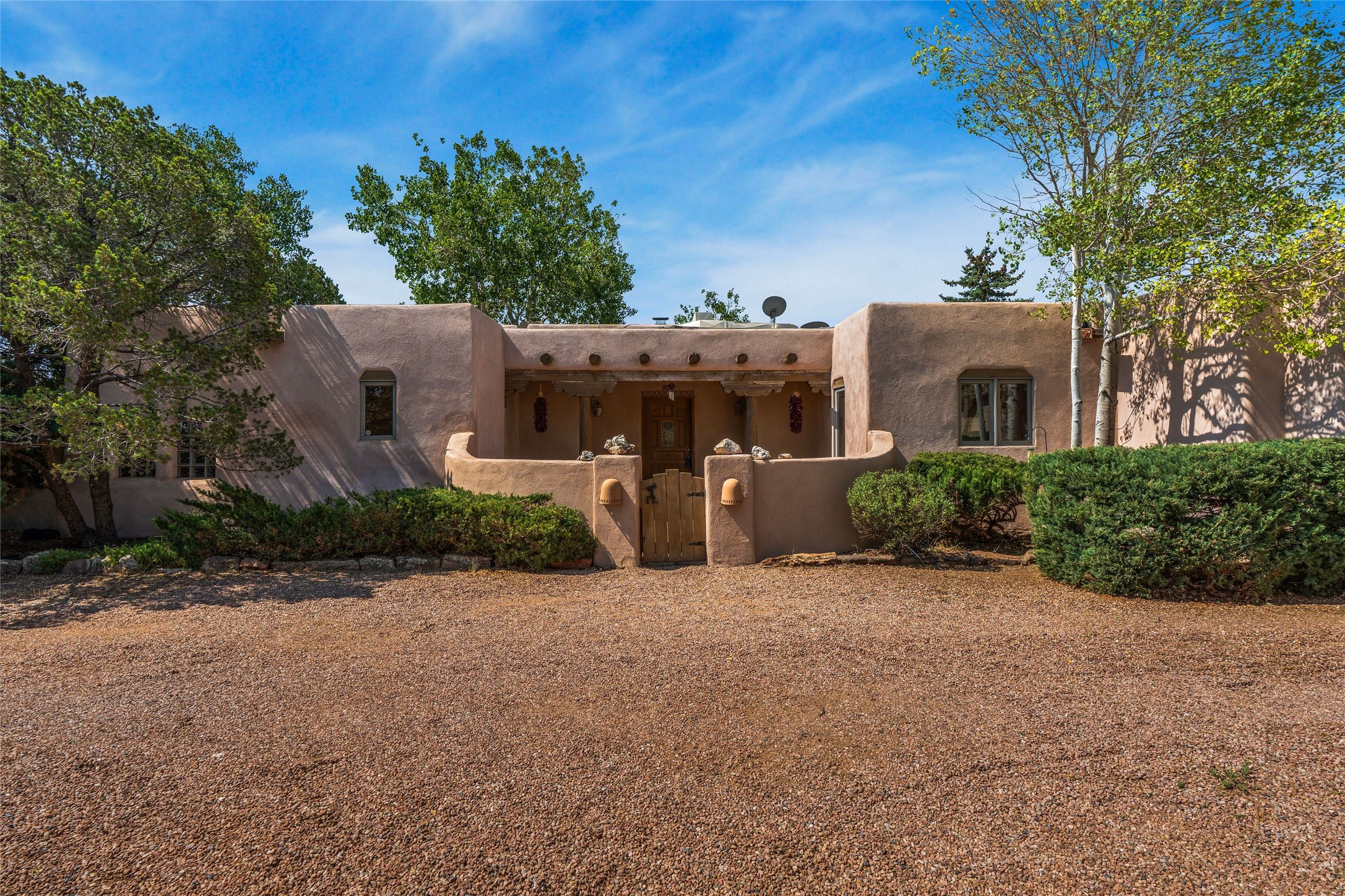 88 Monte Alto Road Santa Fe, NM 87508 - Photo 42 of 43 Front Entry
