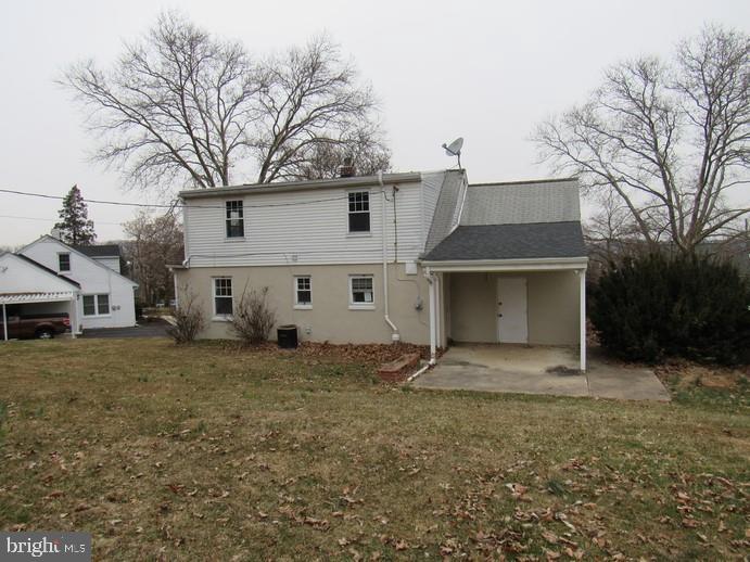 49 Ridgeway Drive York, PA 17404 - Photo 2 of 11 Gallery Image 2