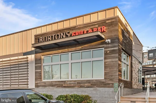 $470,000 | 21460 Mount Sterling Terrace, Unit 102, Sterling, VA 20164