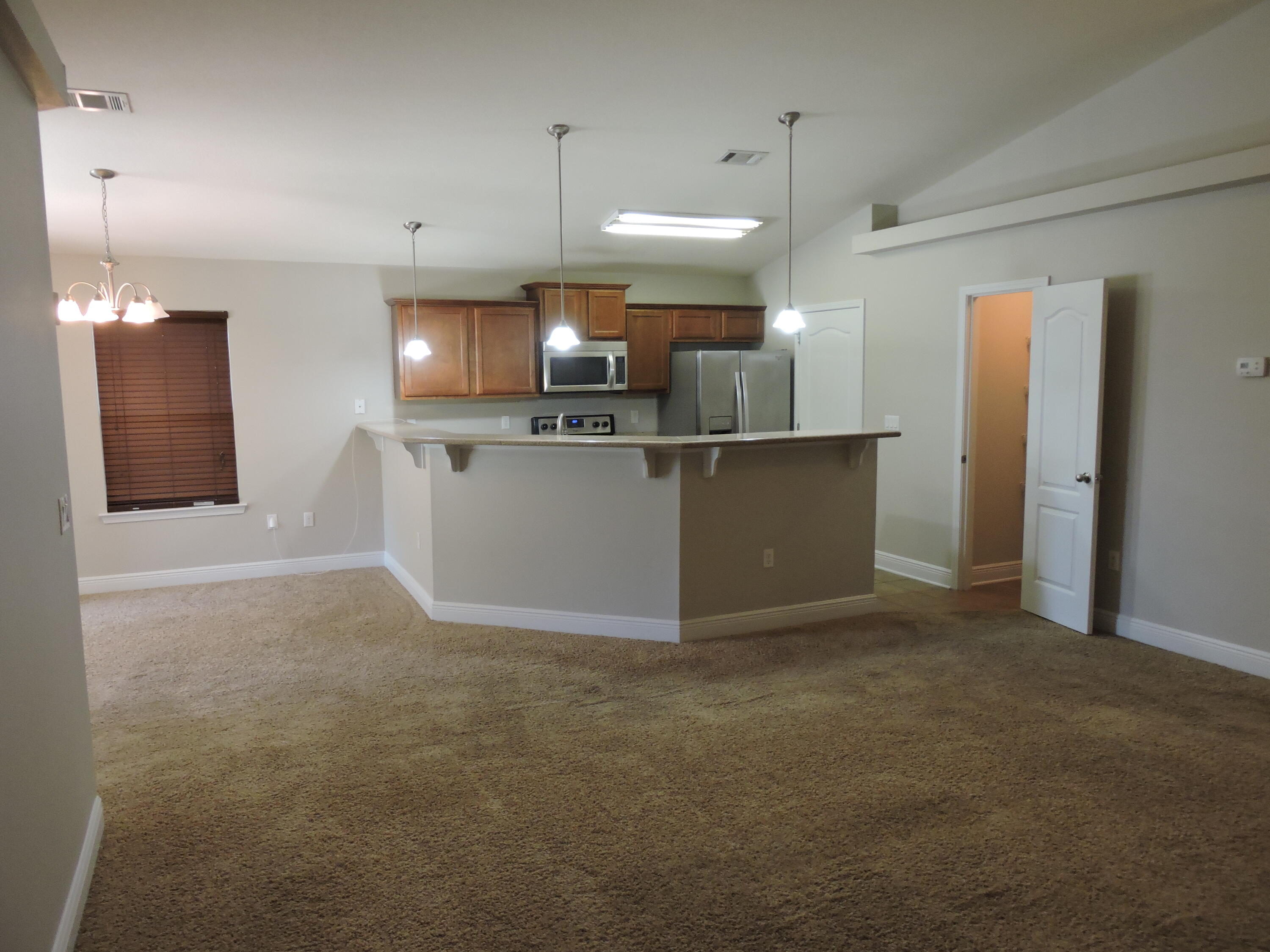 4642 Hermosa Road Crestview, FL 32539 - Photo 5 of 28 DSCN6704