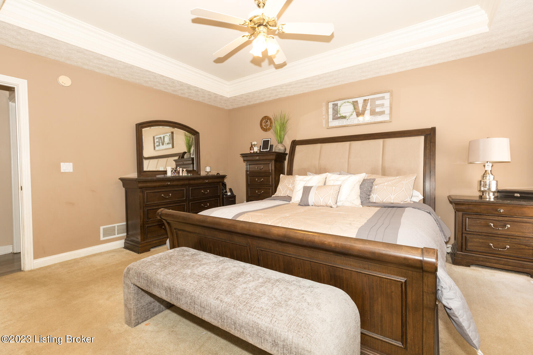 7616 Stone Ledge Road Louisville, KY 40291 - Photo 13 of 33 7616 Stone Ledge-40