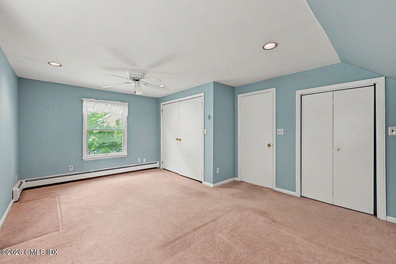 4 Hassake Road Old Greenwich, CT 06870 - Photo 11 of 23 40