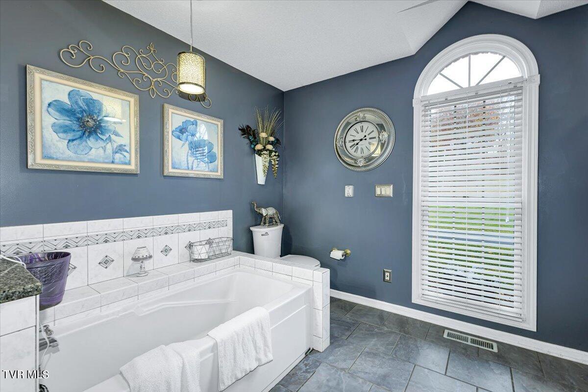 357 Boonesboro Road Gray, TN 37615 - Photo 37 of 50 43-128A9002