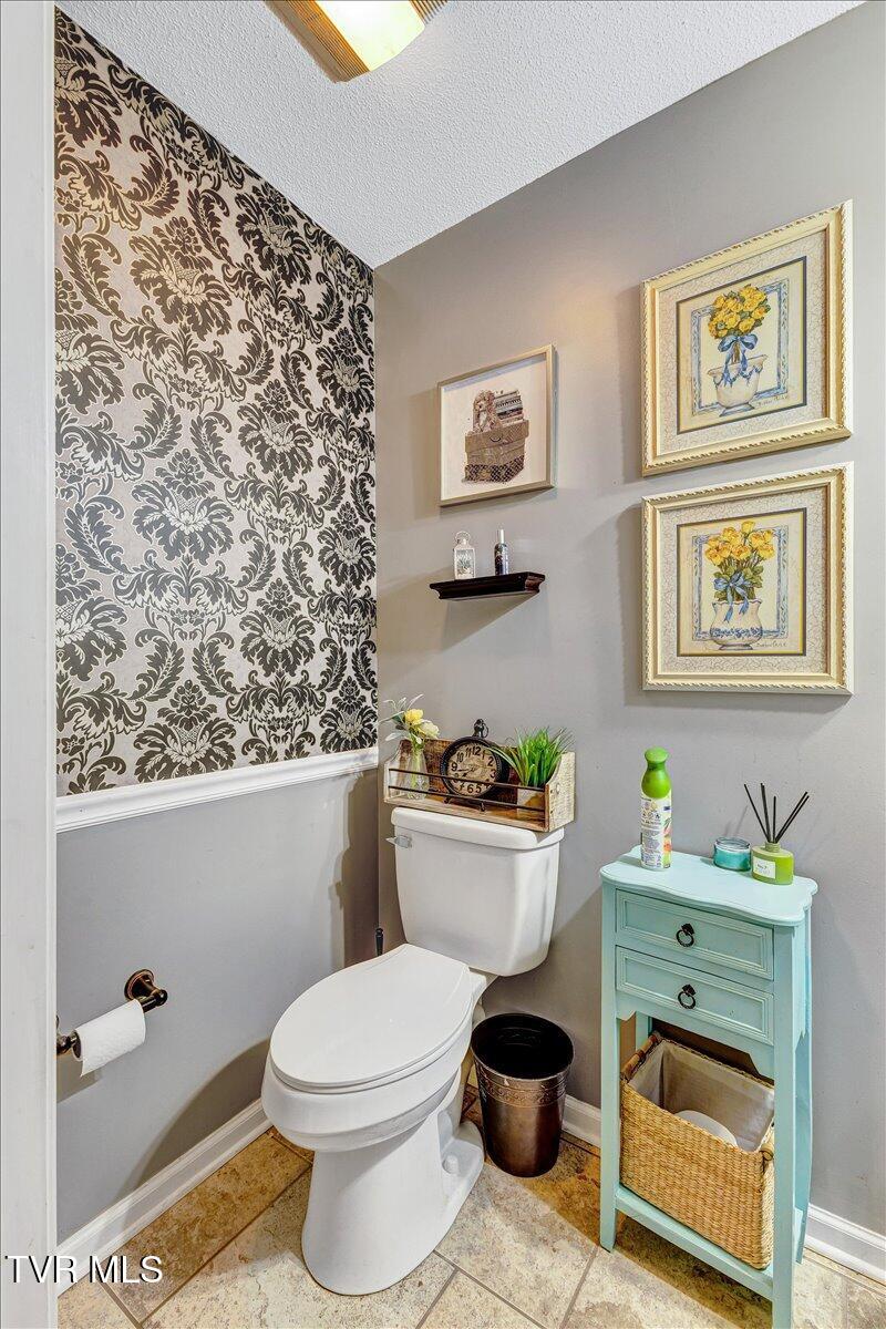 357 Boonesboro Road Gray, TN 37615 - Photo 39 of 50 45-128A9009