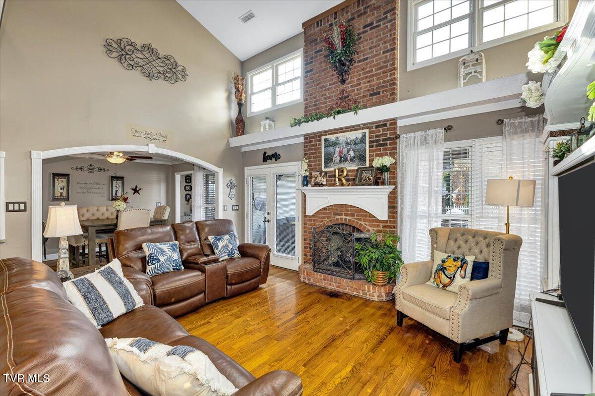 357 Boonesboro Road Gray, TN 37615 - Photo 9 of 50 30-128A8951