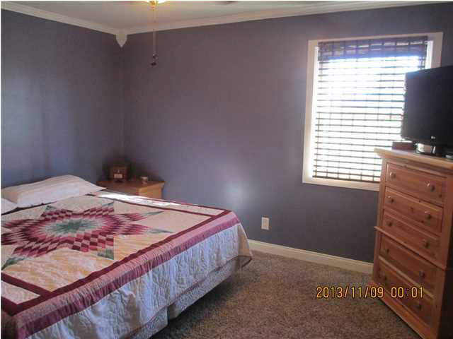 230 Country Court Road Loogootee, IN 47553 - Photo 4 of 9 Gallery Image 4
