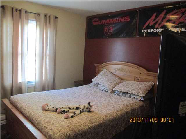230 Country Court Road Loogootee, IN 47553 - Photo 6 of 9 Gallery Image 6
