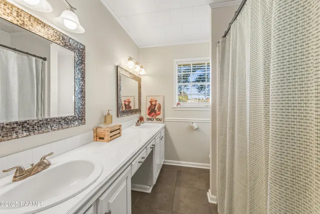 $250,000 | 1122 Dugas Road, Lafayette, LA 70507