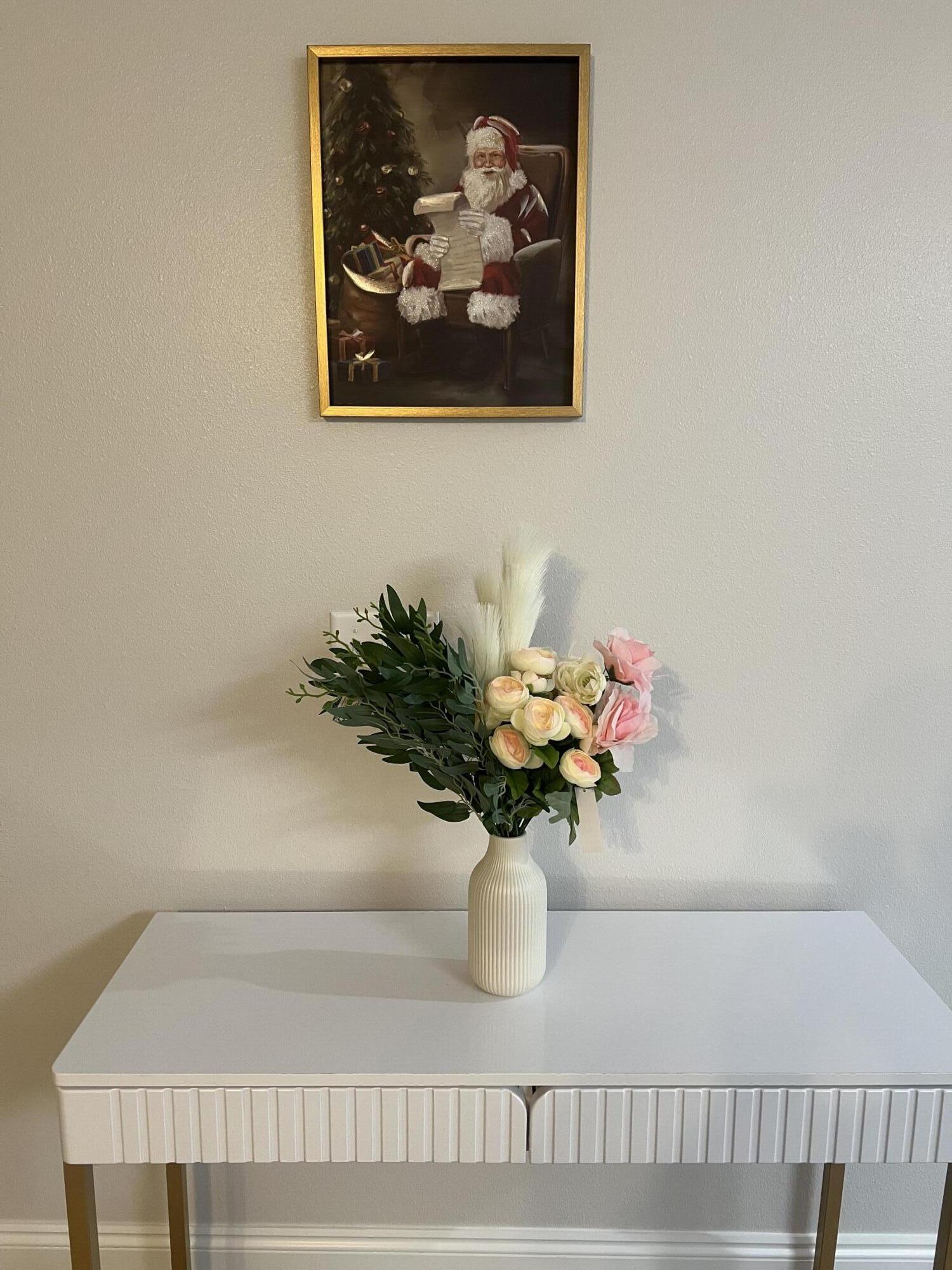 5374 Highview Drive Crestview, FL 32539 - Photo 10 of 12 a vase of flowers sitting on a table