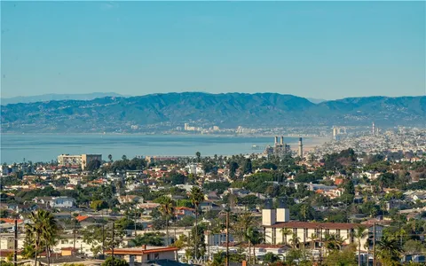 $2,199,000 | 444 Vía El Chico, Redondo Beach, CA 90277
