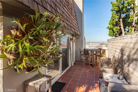 $2,199,000 | 444 Vía El Chico, Redondo Beach, CA 90277