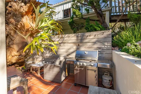$2,199,000 | 444 Vía El Chico, Redondo Beach, CA 90277