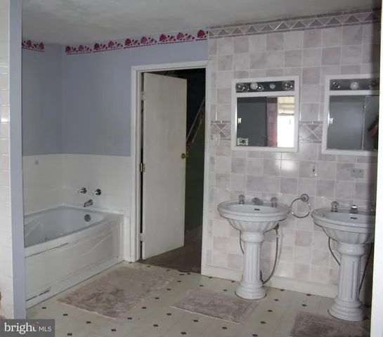 $137,000 | 144 East Street, Williamstown, PA 17098