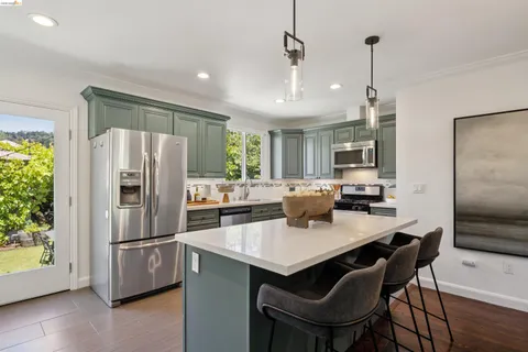 $998,000 | 2420 Carmel Street, Oakland, CA 94602