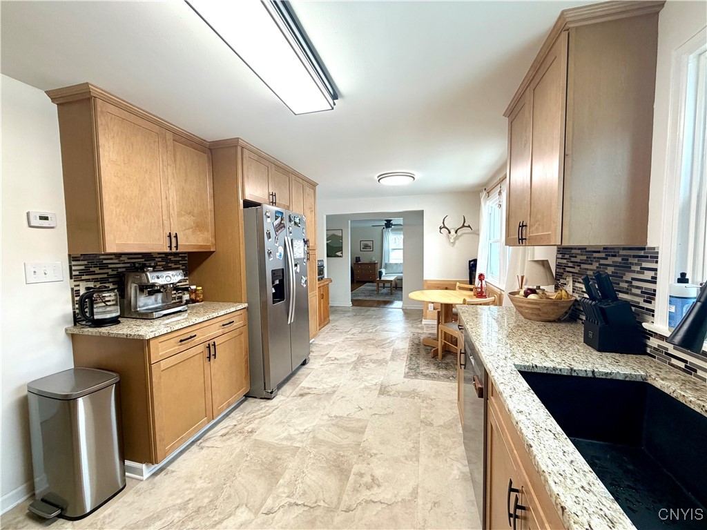 2 Battery Lysander, NY 13027 - Photo 14 of 38 New appliances all included !