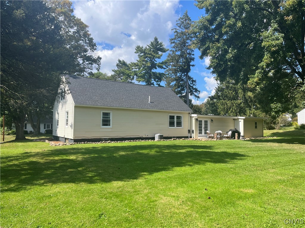 2 Battery Lysander, NY 13027 - Photo 4 of 38 Huge Backyard !