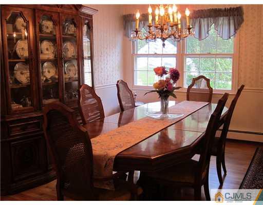 342 New Dover Road Colonia, NJ 07067 - Photo 8 of 20 Gallery Image 8