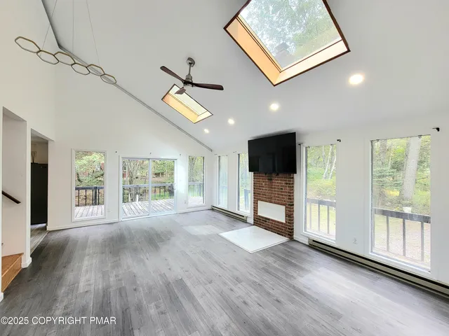 $1,800 | 121 Overland Drive, Long Pond, PA 18334