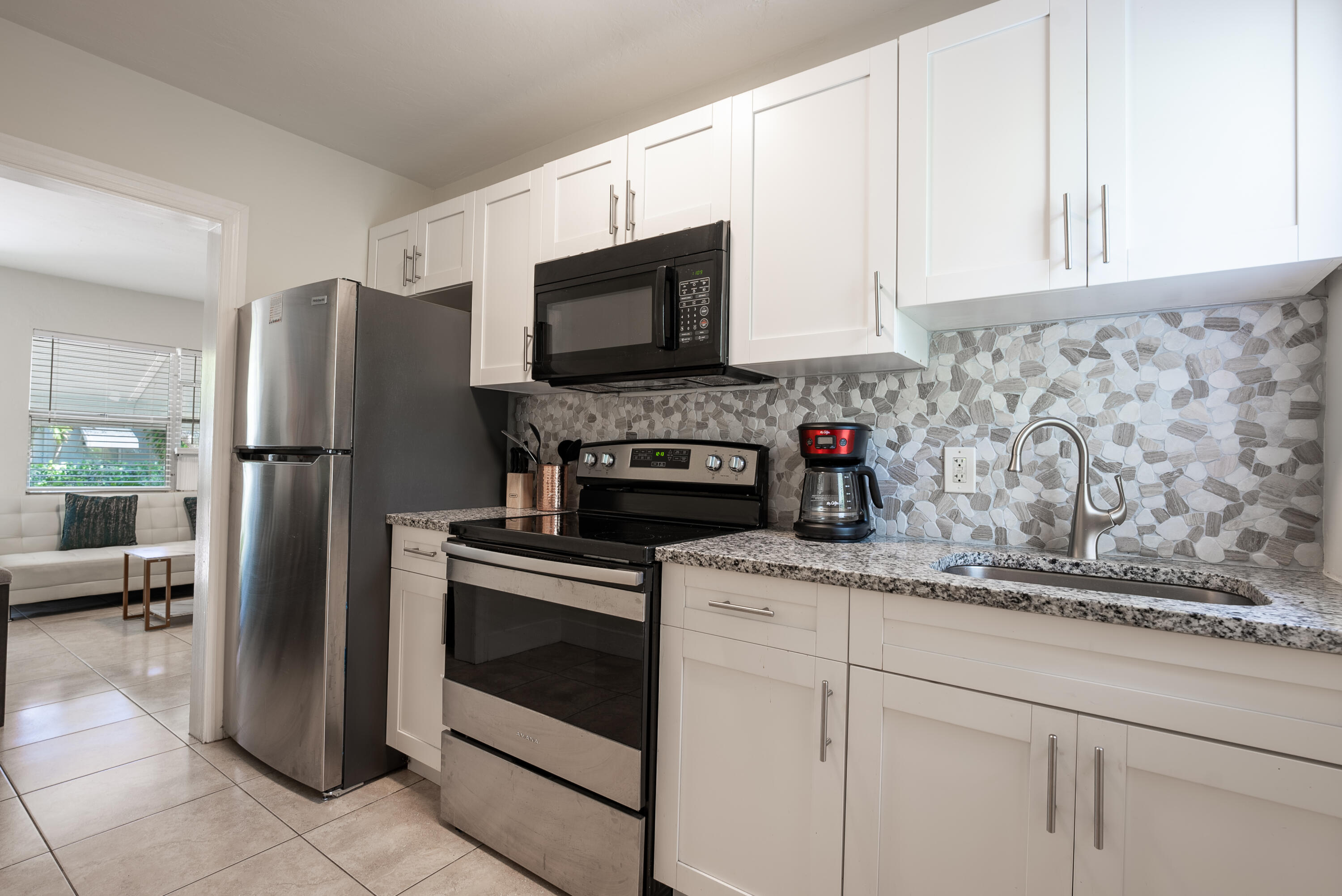 111 Southwest 4th Street Delray Beach, FL 33444 - Photo 11 of 21 DSC06468-HDR