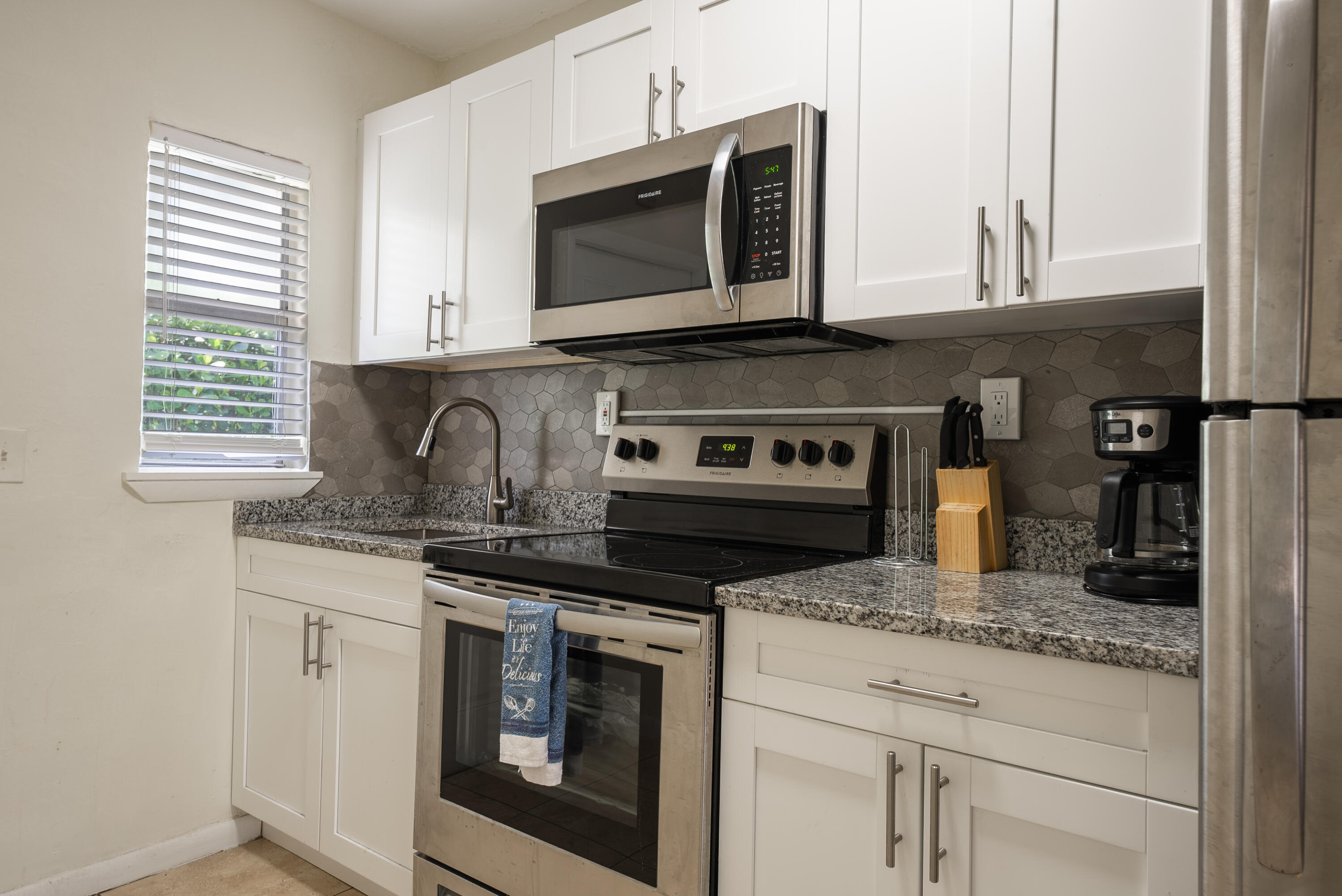 111 Southwest 4th Street Delray Beach, FL 33444 - Photo 12 of 21 DSC06481-HDR