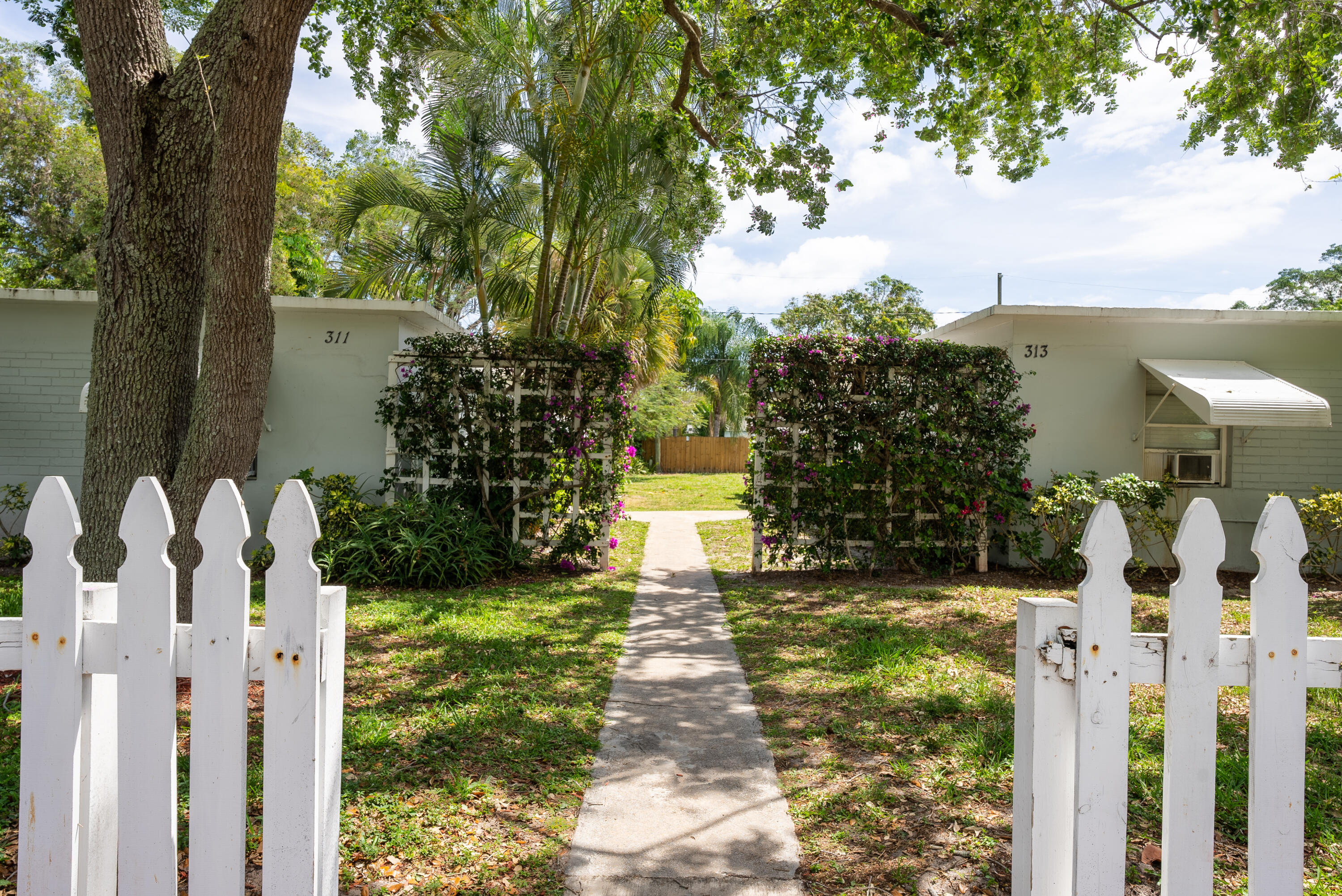 111 Southwest 4th Street Delray Beach, FL 33444 - Photo 3 of 21 DSC06526-HDR