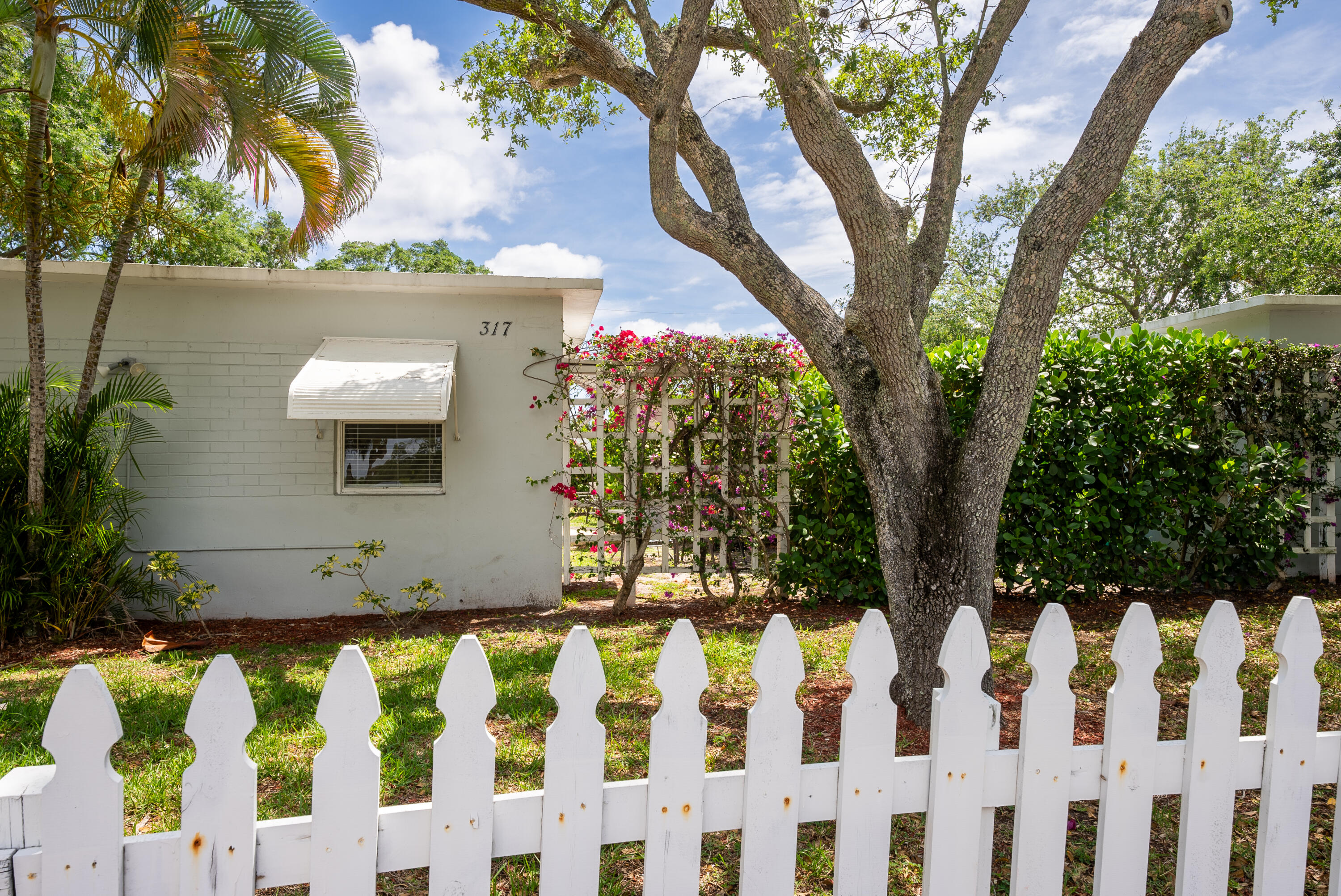 111 Southwest 4th Street Delray Beach, FL 33444 - Photo 5 of 21 DSC06535-HDR