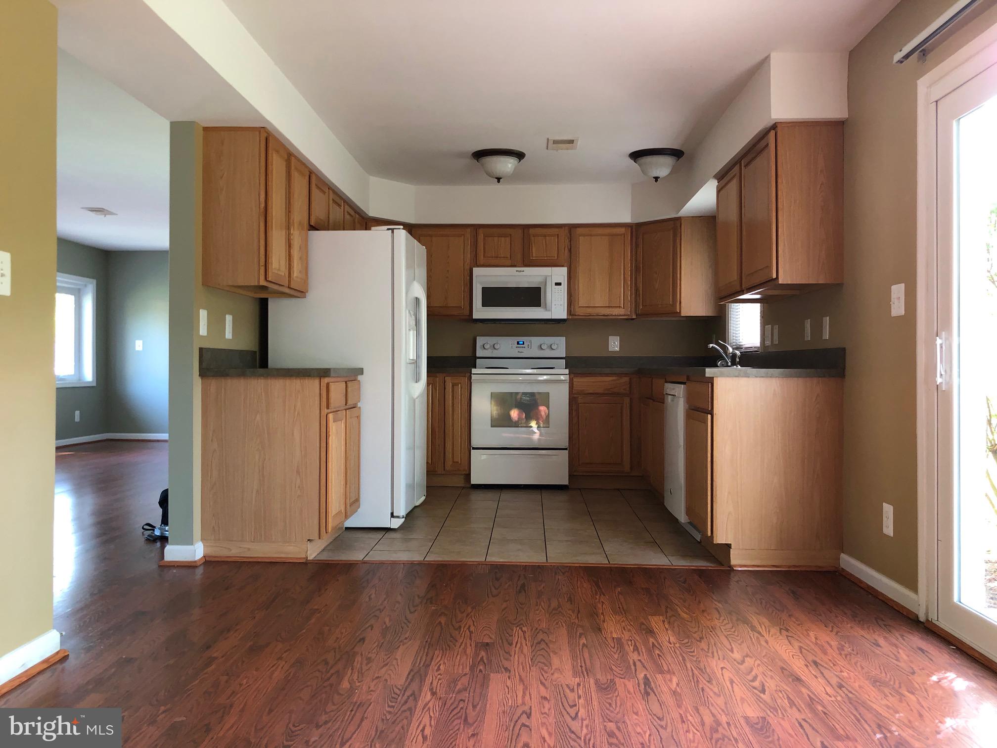 302 Barksdale Road Joppa, MD 21085 - Photo 5 of 23 Dining area off kitchen