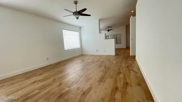 $2,550 | 324 West Oriole Way, Chandler, AZ 85286
