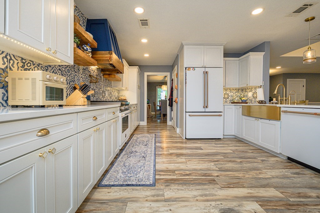 2011 Cochran Lane Rockport, TX 78382 - Photo 15 of 39