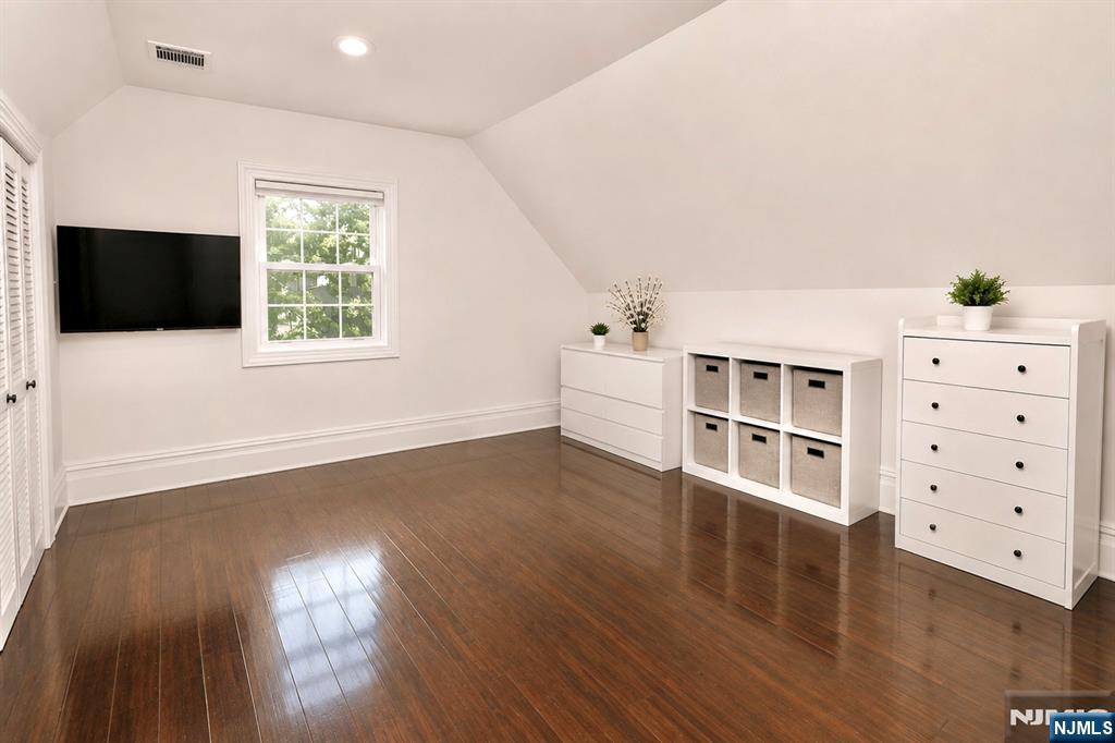 11 Insley Avenue Rutherford, NJ 07070 - Photo 11 of 41