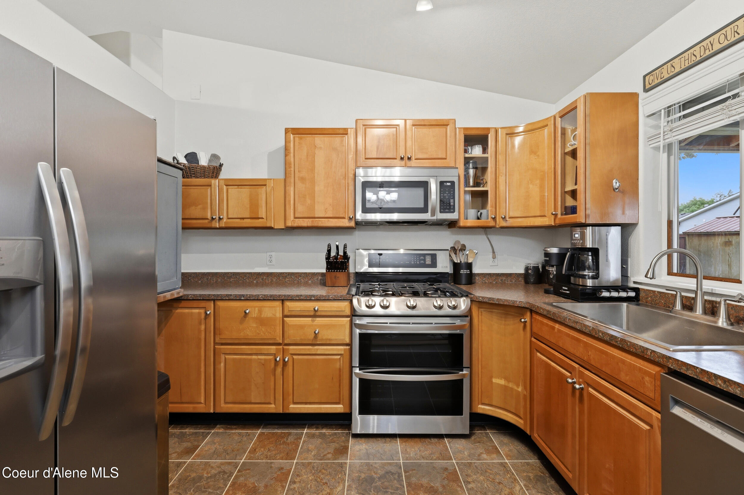 8208 Arizona Street Rathdrum, ID 83858 - Photo 13 of 39 Kitchen