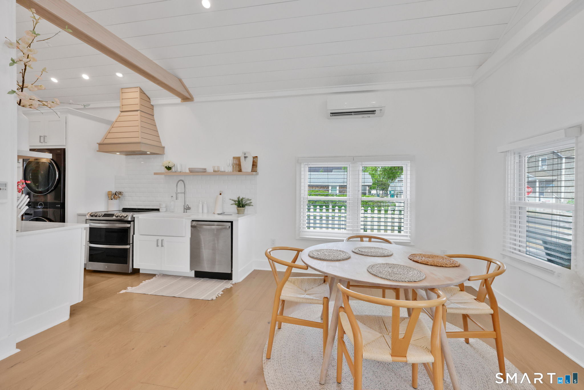 120 A Shore Road Clinton, CT 06413 - Photo 10 of 28 Gallery Image 10