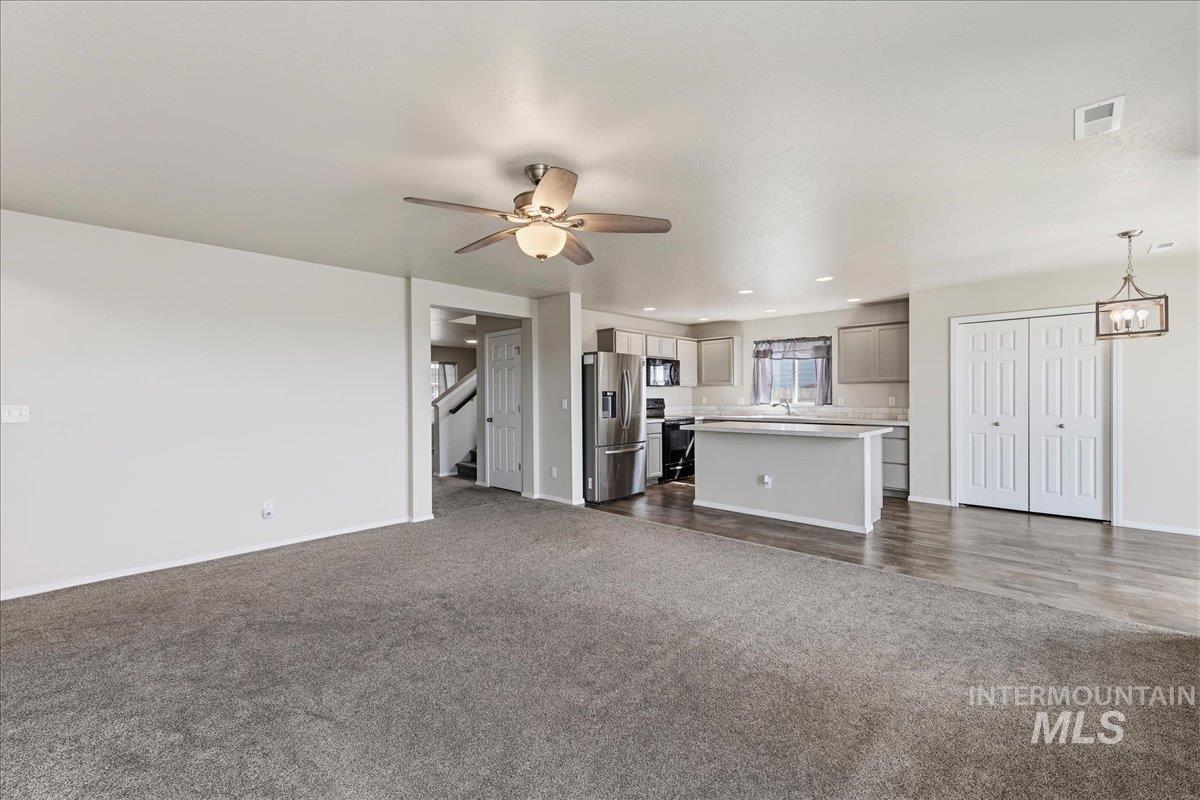895 Southwest Miner Street Mountain Home, ID 83647 - Photo 19 of 46