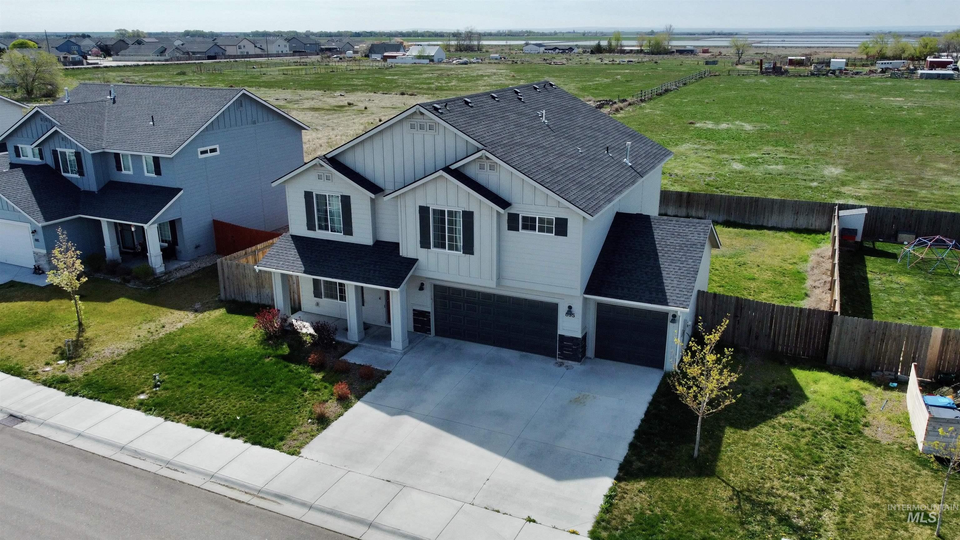 895 Southwest Miner Street Mountain Home, ID 83647 - Photo 6 of 46