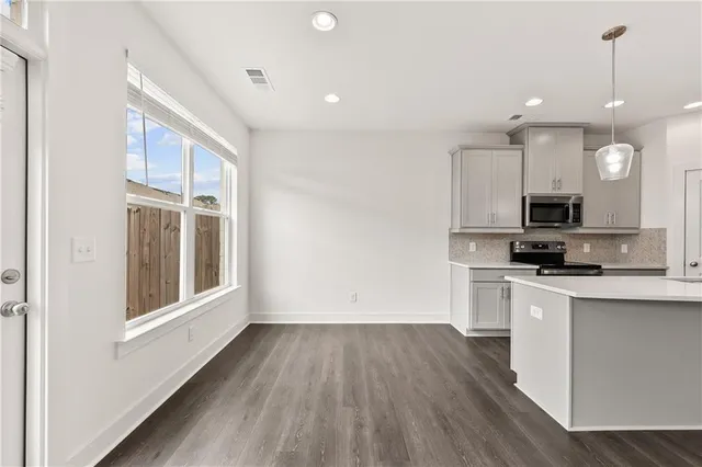 $1,900 | 98 Auburn Valley Way, Auburn, GA 30011