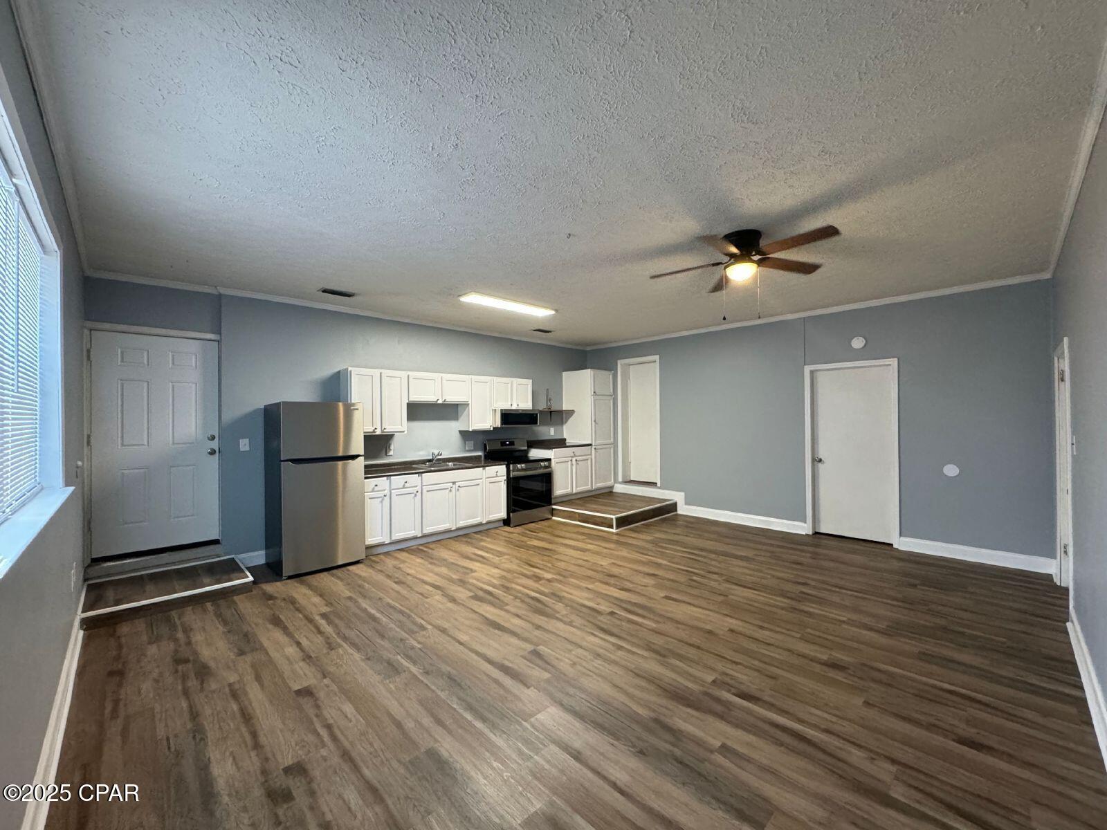 5117 Douglas Street, Unit B Panama City, FL 32404 - Photo 2 of 7