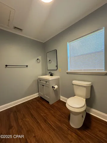 $1,000 | 5117 Douglas Street, Unit B, Panama City, FL 32404