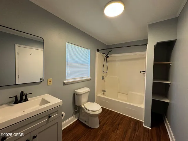 $1,000 | 5117 Douglas Street, Unit B, Panama City, FL 32404