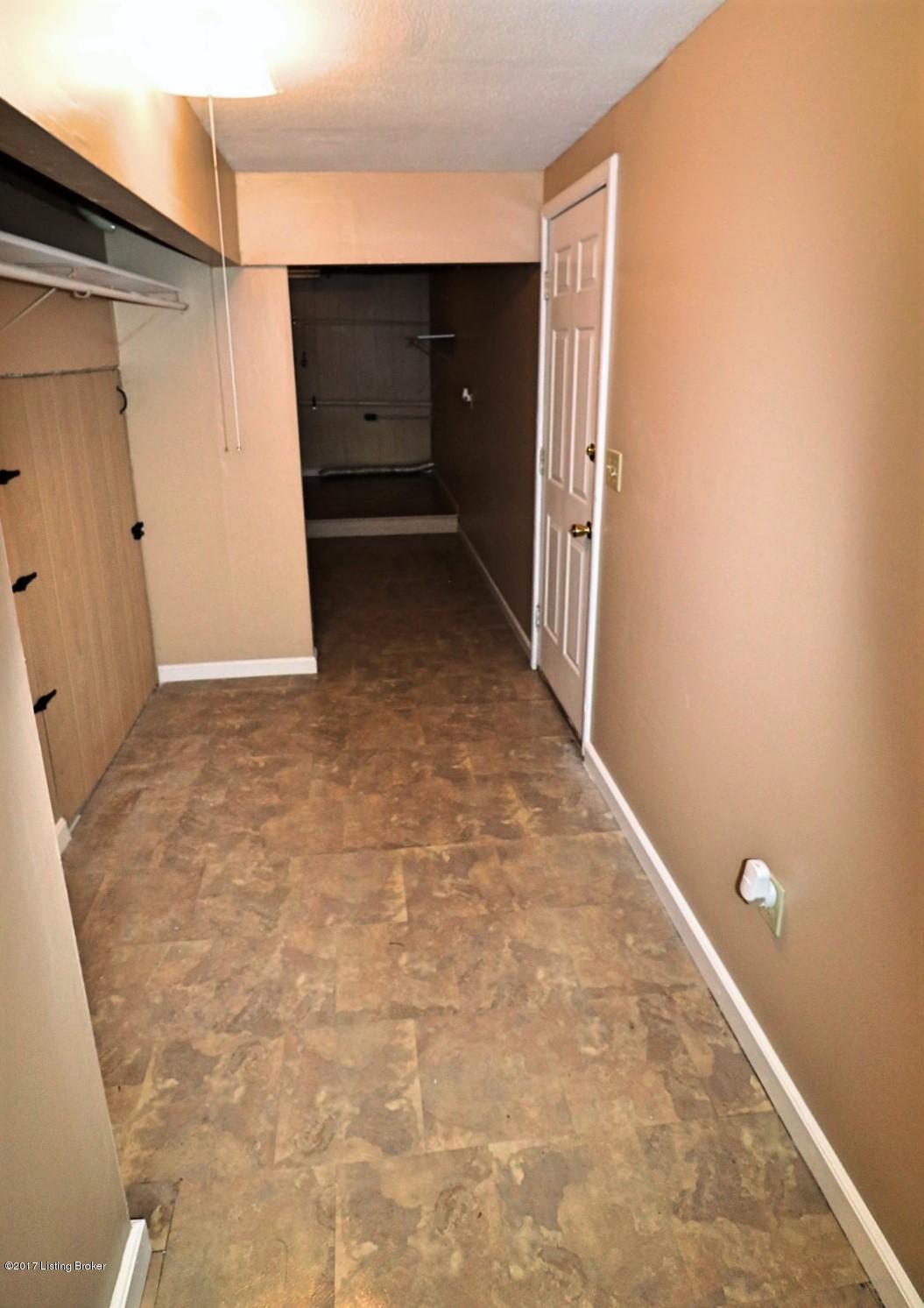 1504 West Elm Road Radcliff, KY 40160 - Photo 31 of 35 Downstairs h