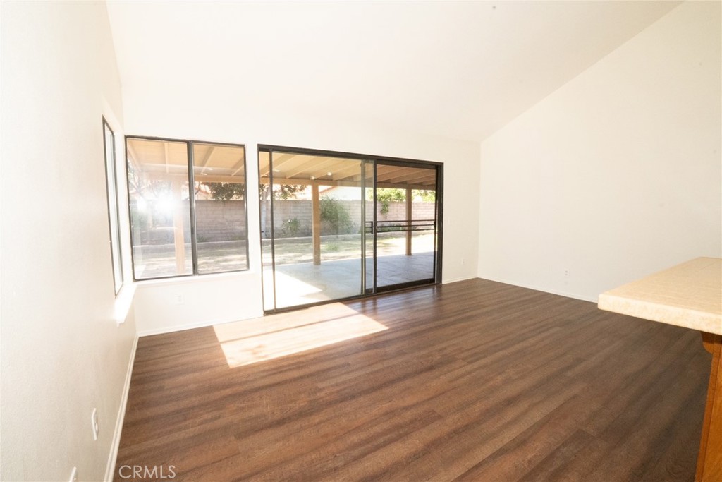 2607 Rochelle Place Simi Valley, CA 93063 - Photo 7 of 17