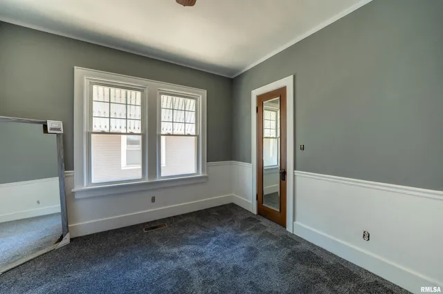 $149,900 | 2115 West Kellogg Avenue, West Peoria, IL 61604