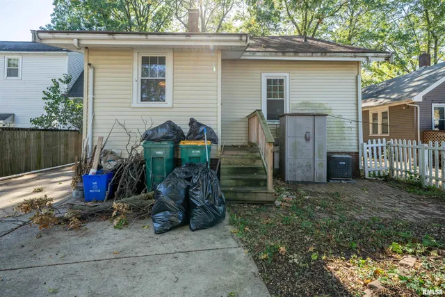 $149,900 | 2115 West Kellogg Avenue, West Peoria, IL 61604