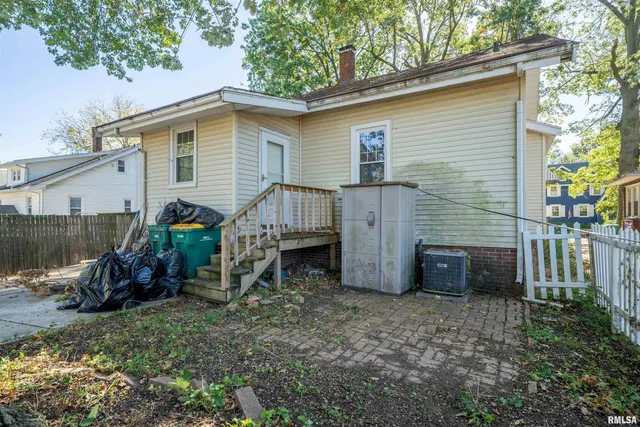 $149,900 | 2115 West Kellogg Avenue, West Peoria, IL 61604