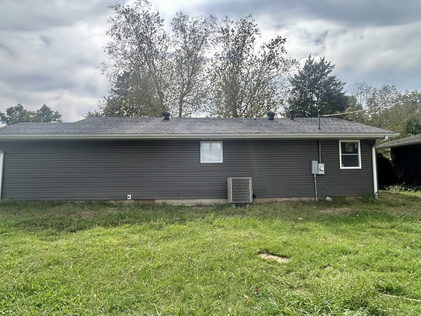207 Baker Street Metropolis, IL 62960 - Photo 3 of 25 Gallery Image 3