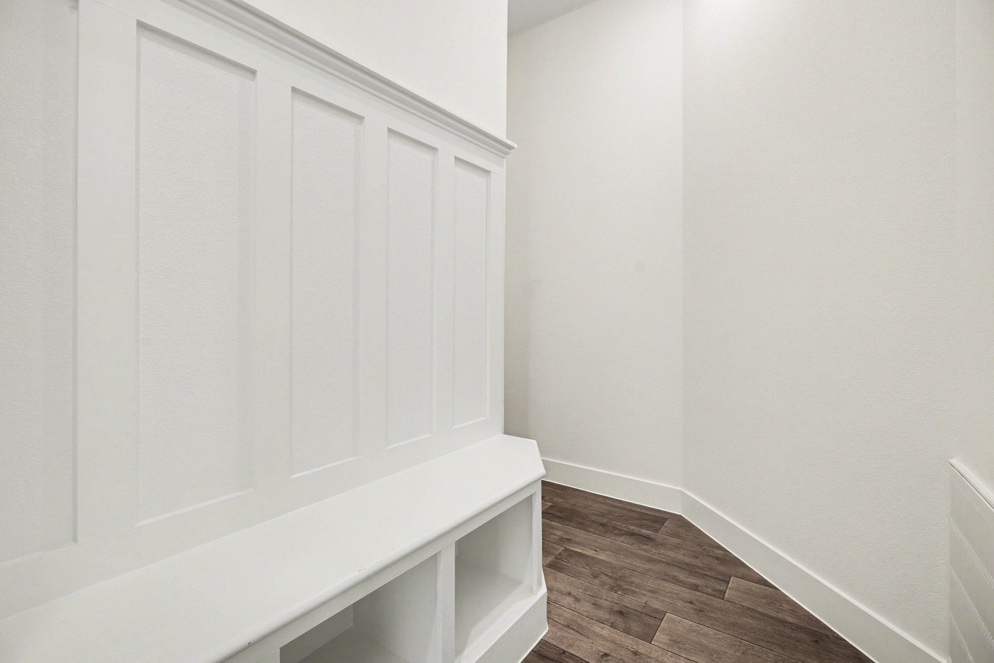 1 Keystone Court Angleton, TX 77515 - Photo 15 of 26 a view of an empty room