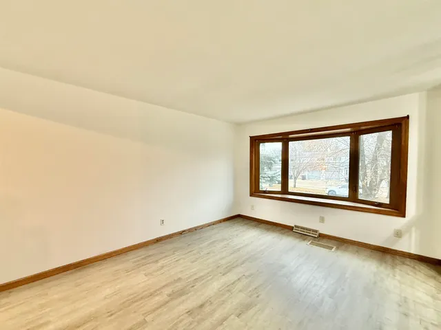 $279,000 | 410 Hart Drive, Clinton, WI 53525