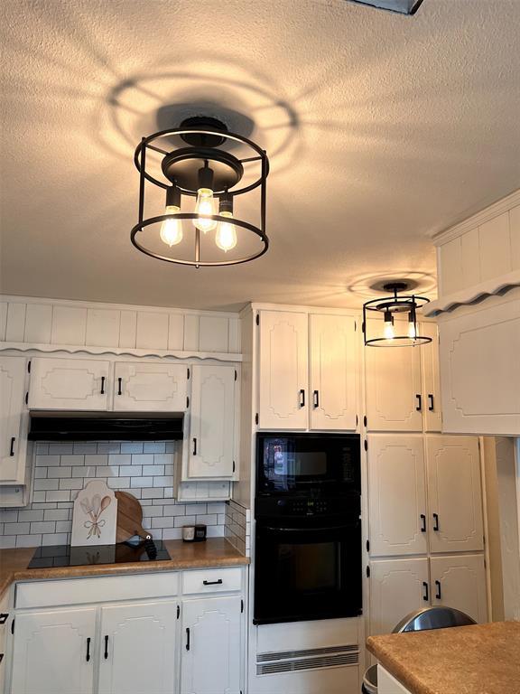 840 South Ridgeway Drive Cleburne, TX 76033 - Photo 8 of 25 new lights